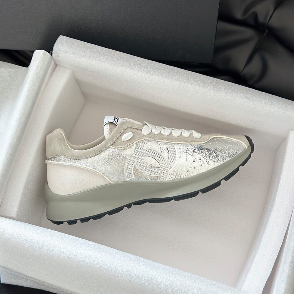 Ch**el Trainers
