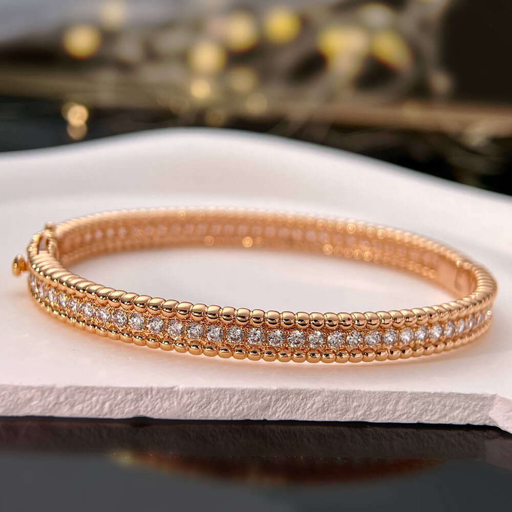 V*n Cl**f & Arpels Perlée D1am0nds bracelet, 1 row, medium model