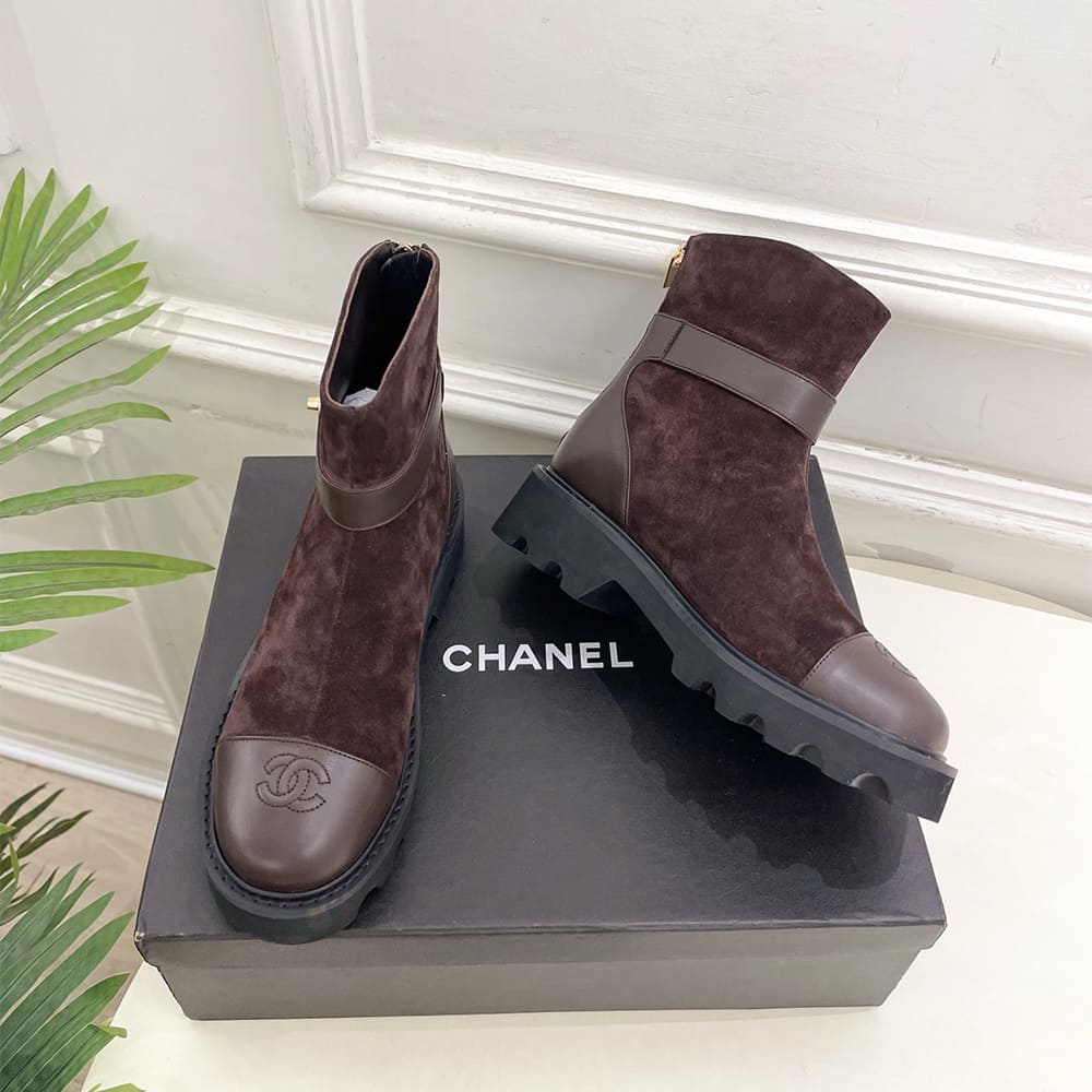 Ch**el Boots