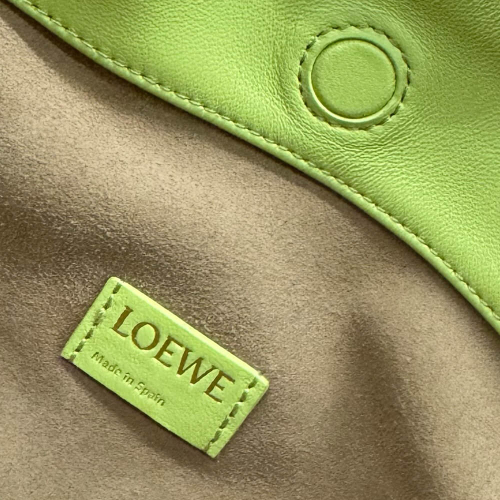 L0ew* Medium Flamenco purse in mellow nappa lambskin