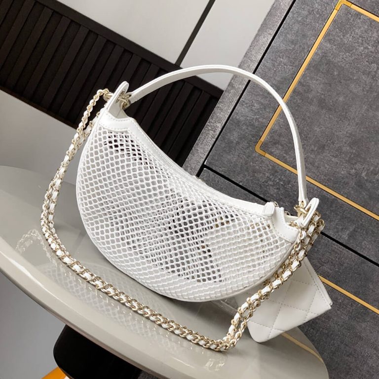 Ch**el Clutch with Chain(HIGH-END GRADE)